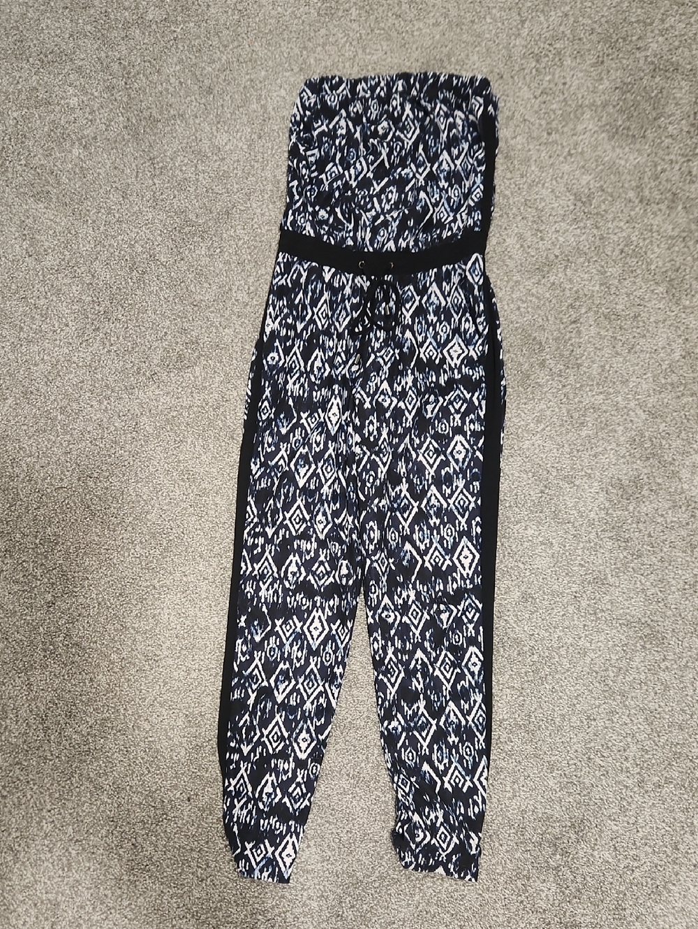 Dynamite Navy & White Strapless Printed Jumpsuit